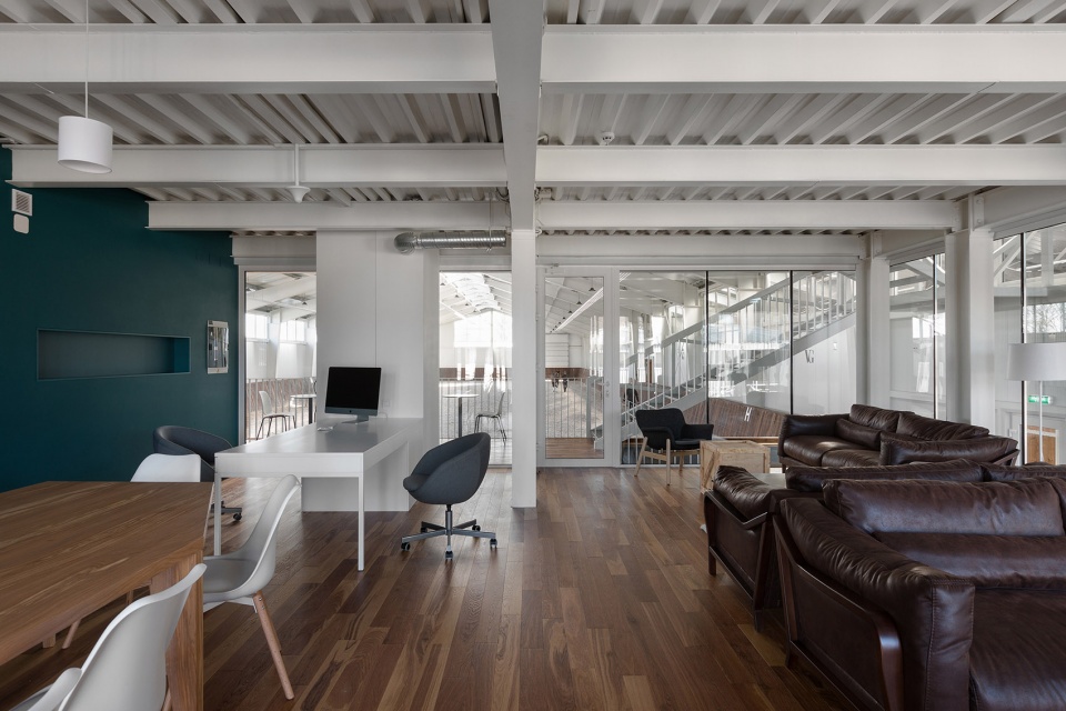 vg horse club by drozdovpartners