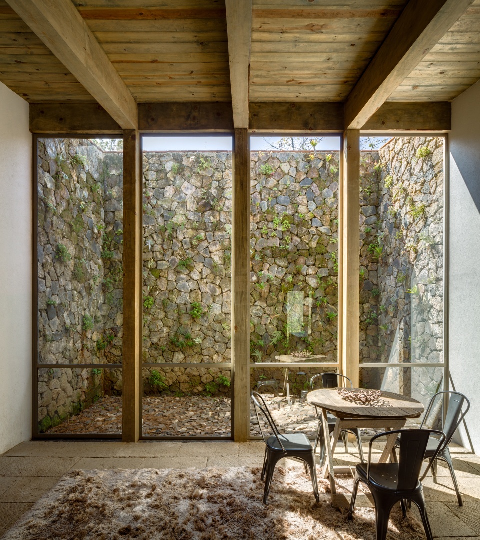 santana house by manuel cervantes estudio