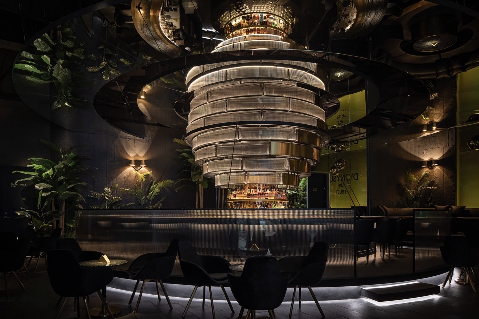 pluto bar by triostudio 1