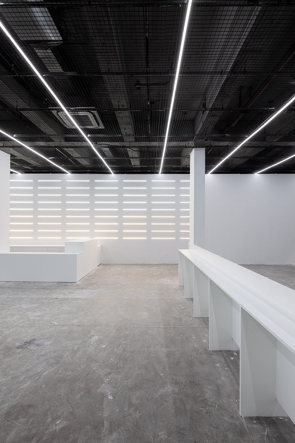 Westbund Art Cafe Lounge by COORDINATION ASIA