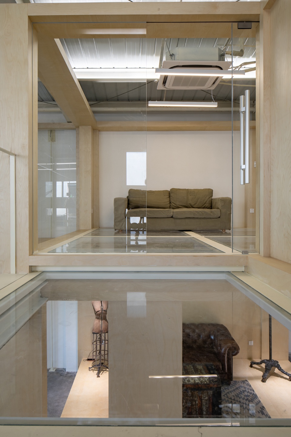 labour union fashion studio by triostudio