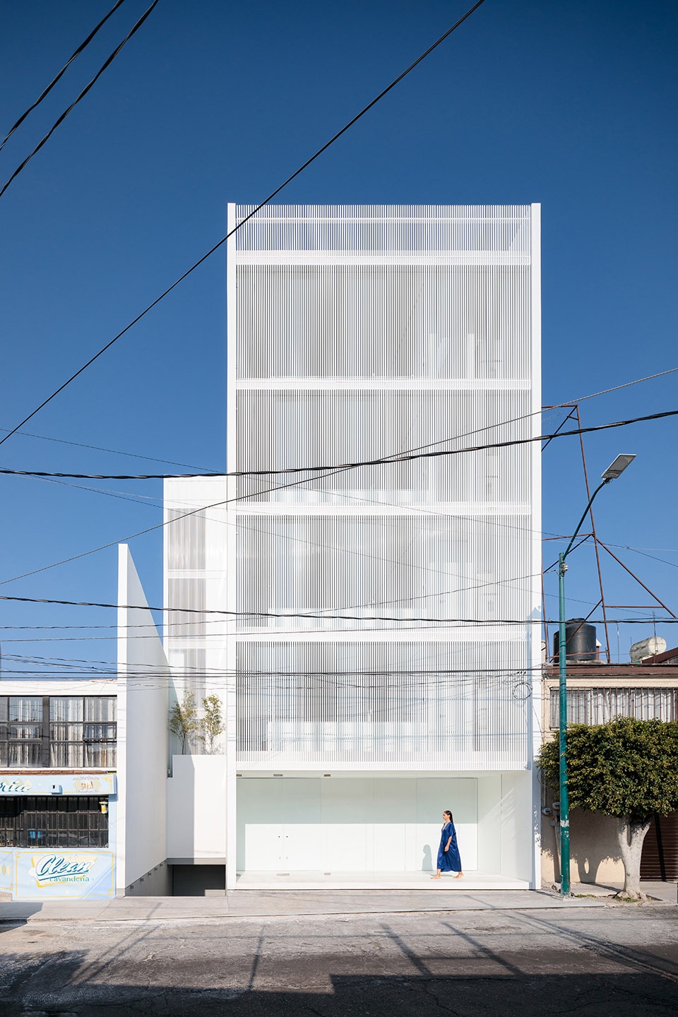 Torre Ai by HW STUDIO