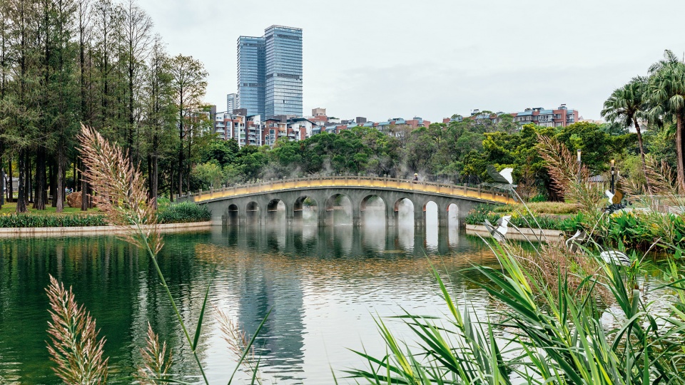 SIHAI Park Landscape optimizing design China by SZLA