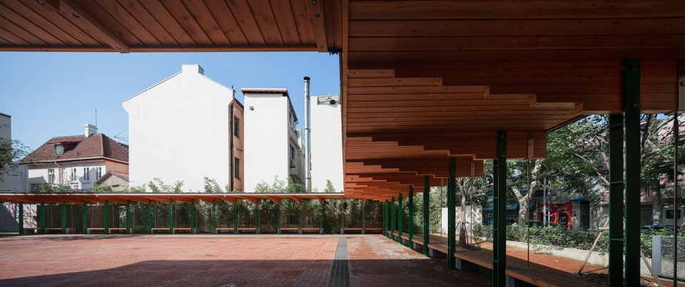 Pocket Plaza Atelier Archmixing