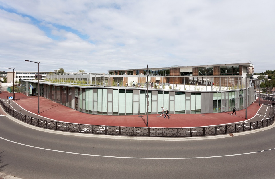school center and leisure activity center in antony by dietmar feichtinger architectes