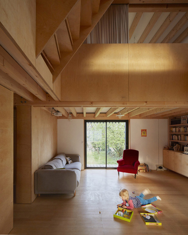 The House between the Walls arba