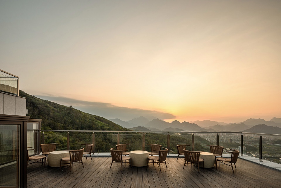 Hutou Mountain Cafe slow coral