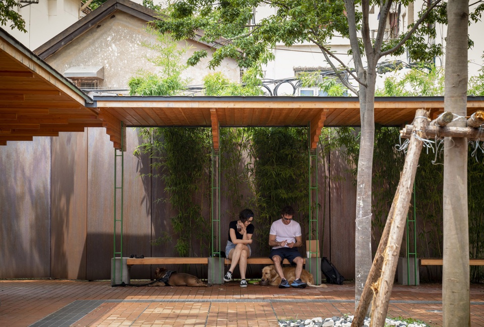 Pocket Plaza Atelier Archmixing