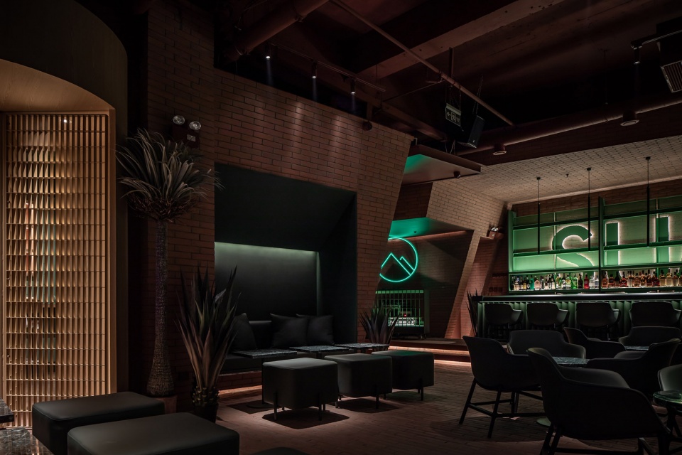 summit bar china by triostudio