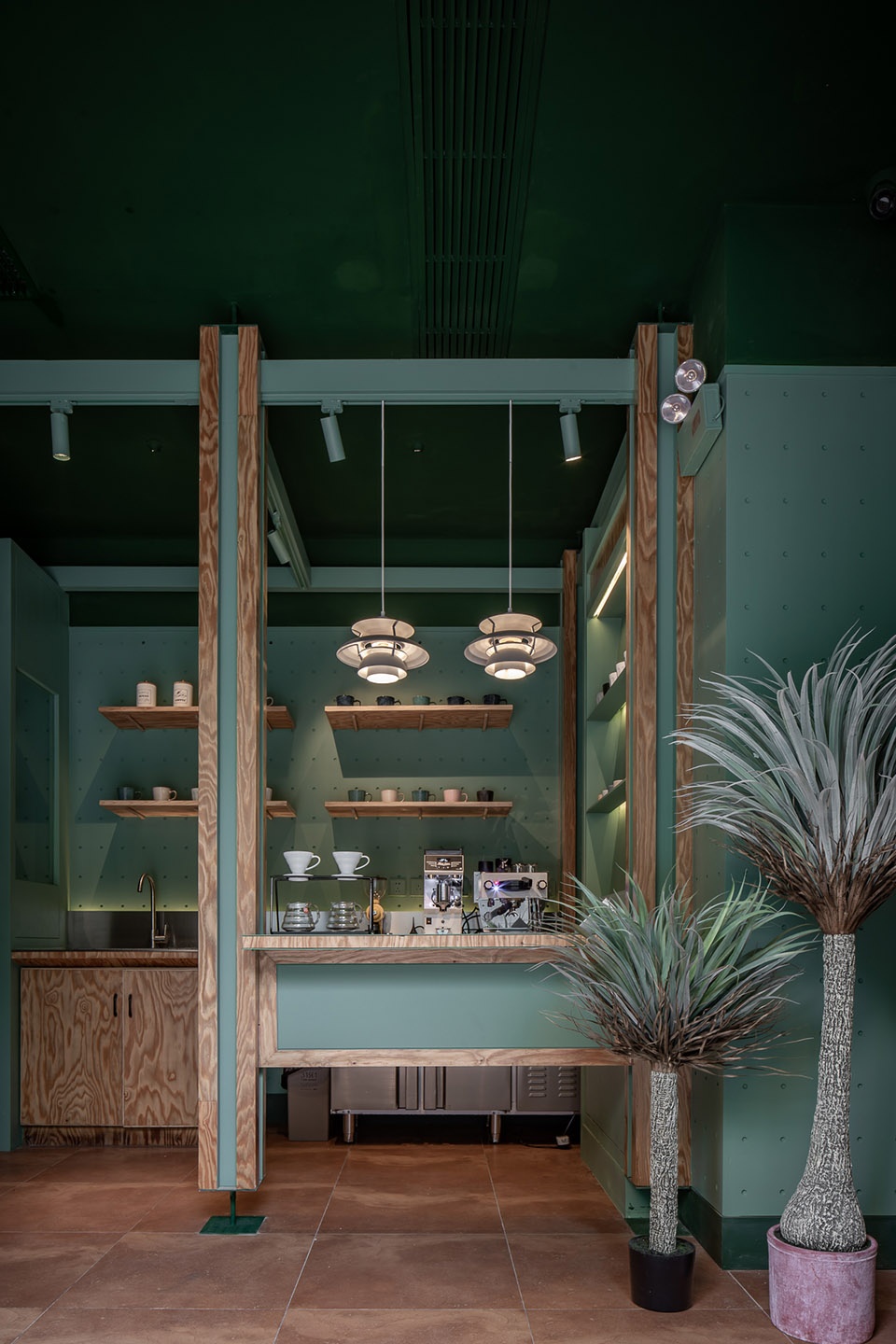 summit bar china by triostudio