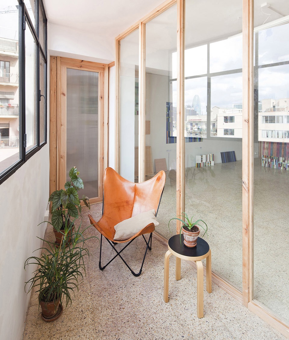 studio for artist victor perez porro barcelona