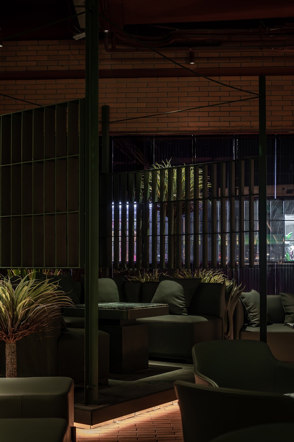 summit bar china by triostudio