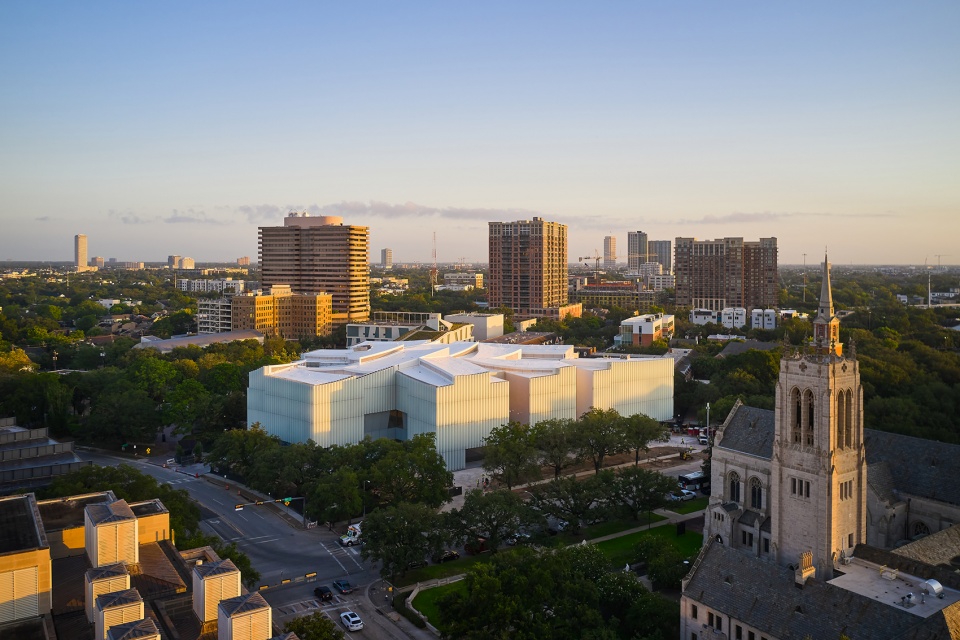 Nancy and Rich Kinder Museum Courtesy Steven Holl Architects