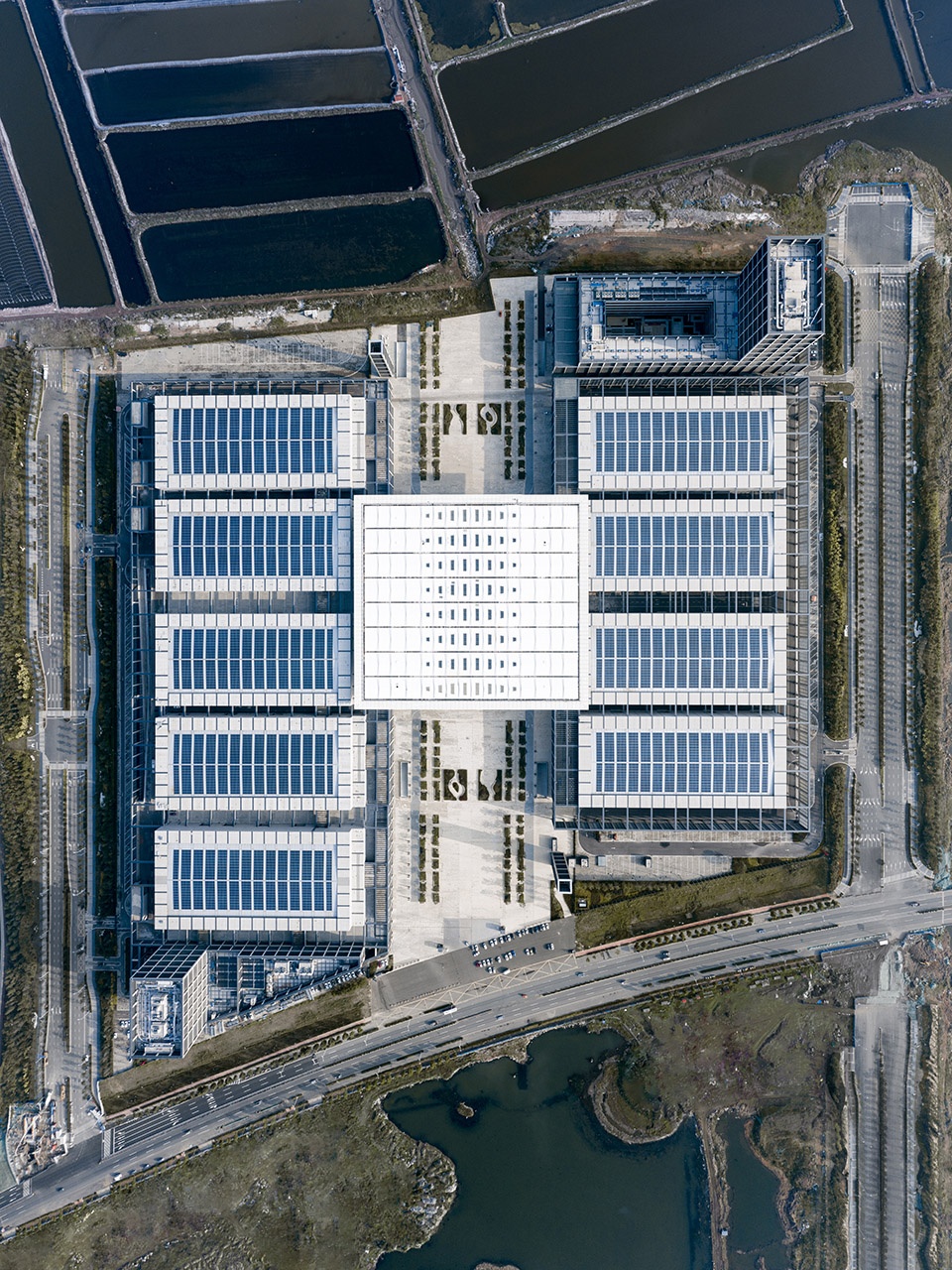 China Hongdao International Conference Exhibition Center by gmp