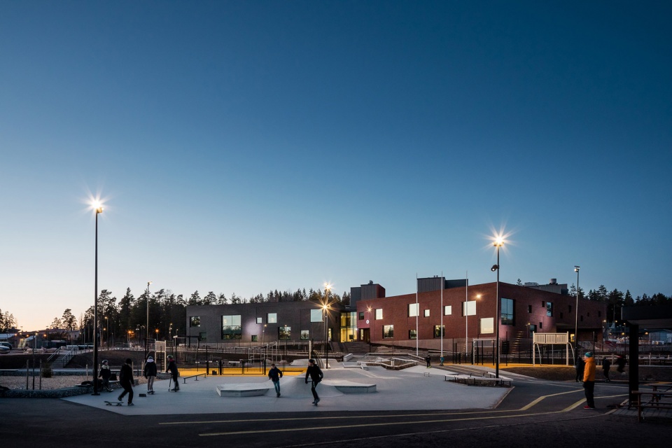 Sipoonlahti school extension Tandem by Architects Rudanko Kankkunen AFKS