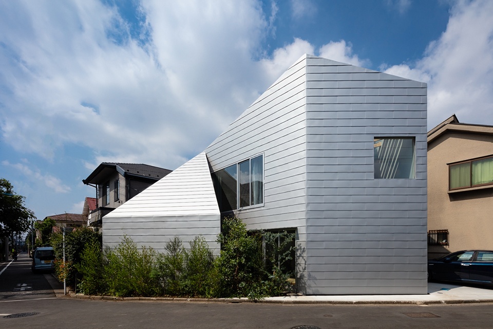 k2 house by aae
