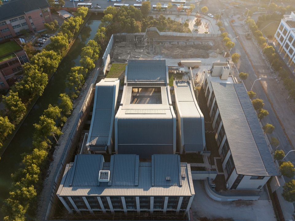 shanghai pudong guoqing temple by shenzhen multiarch architectural design and consulting