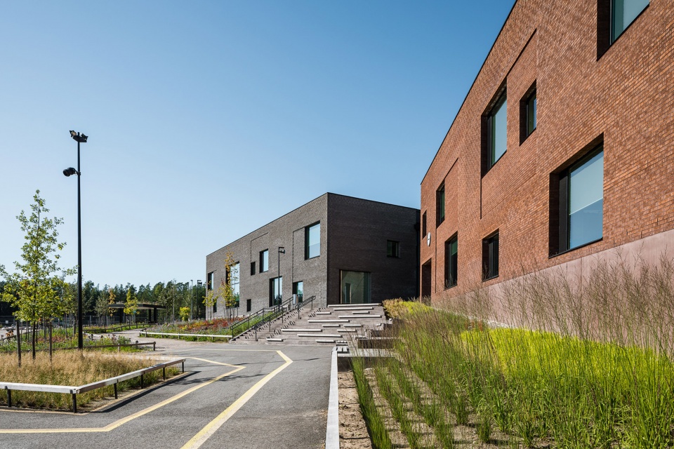 Sipoonlahti school extension Tandem by Architects Rudanko Kankkunen AFKS