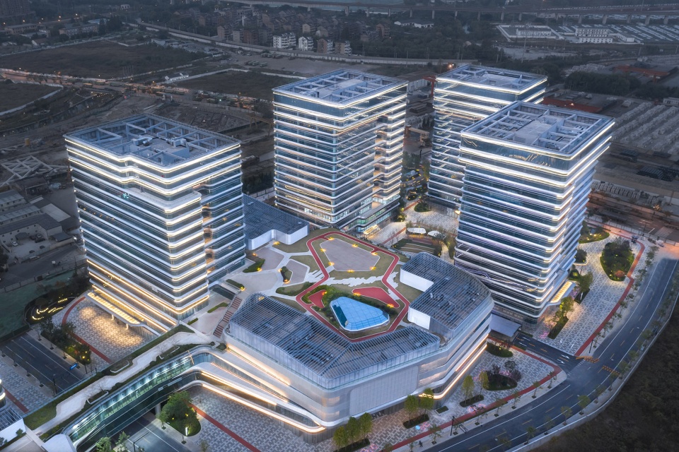 Shunfeng Innovation Center China by HANJIA