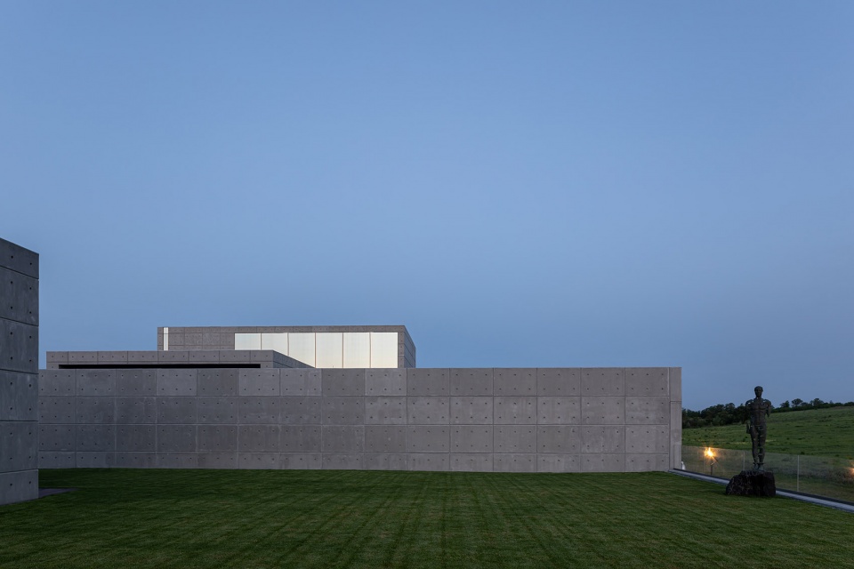 futago by sergey makhno architects