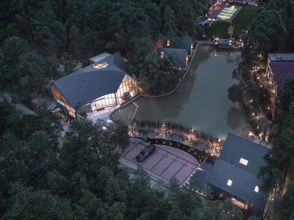 Nankun Secret Art Restaurant China by Wildurban Architects