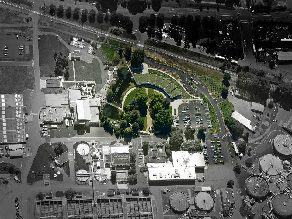 columbia building by skylab