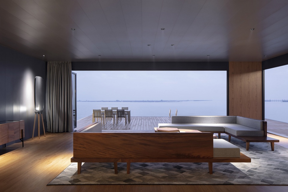 hi sea floating hotel china by balance design
