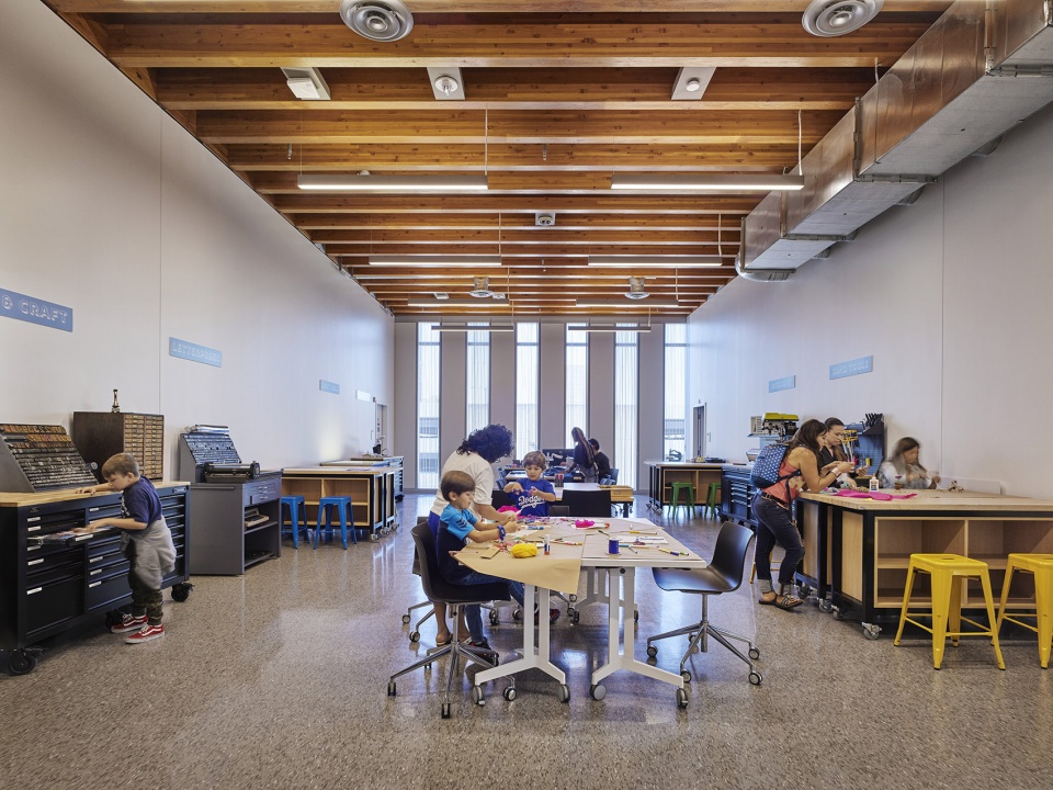 Billie Jean King Main Library by SOM