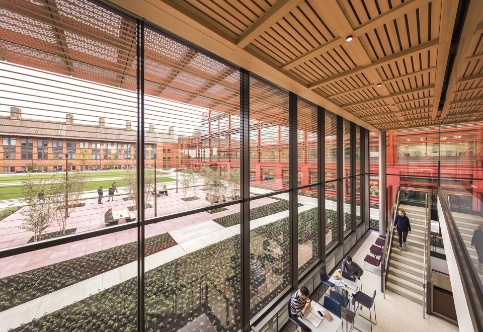 Yale Science Building by Pelli Clarke Pelli Architects