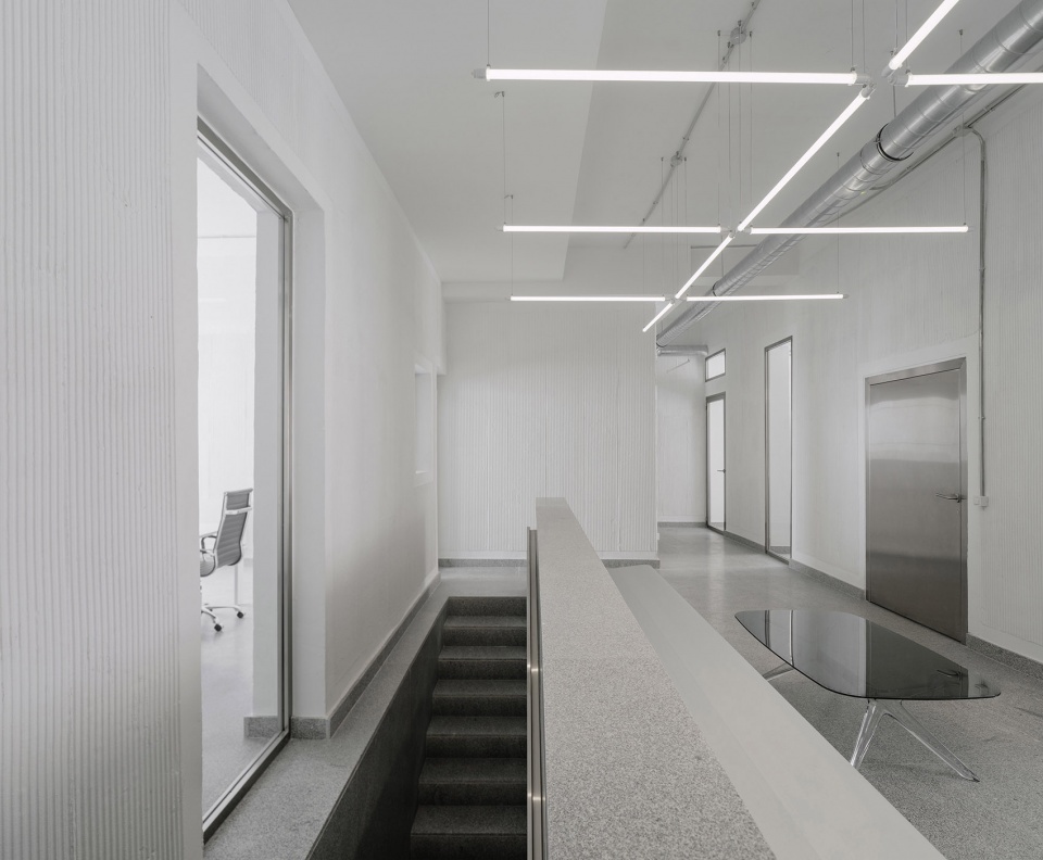 thor office by barrio bohrer