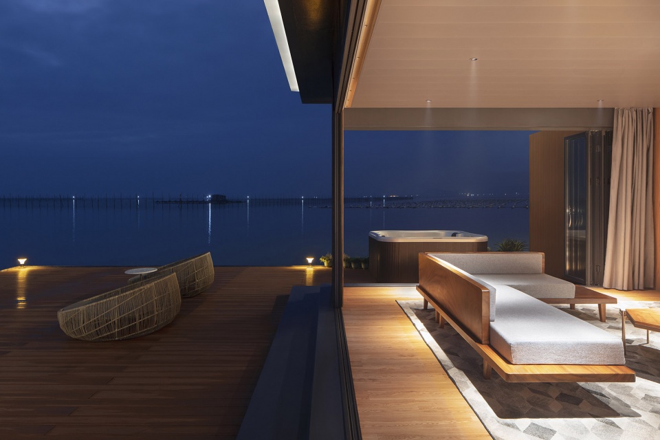 hi sea floating hotel china by balance design