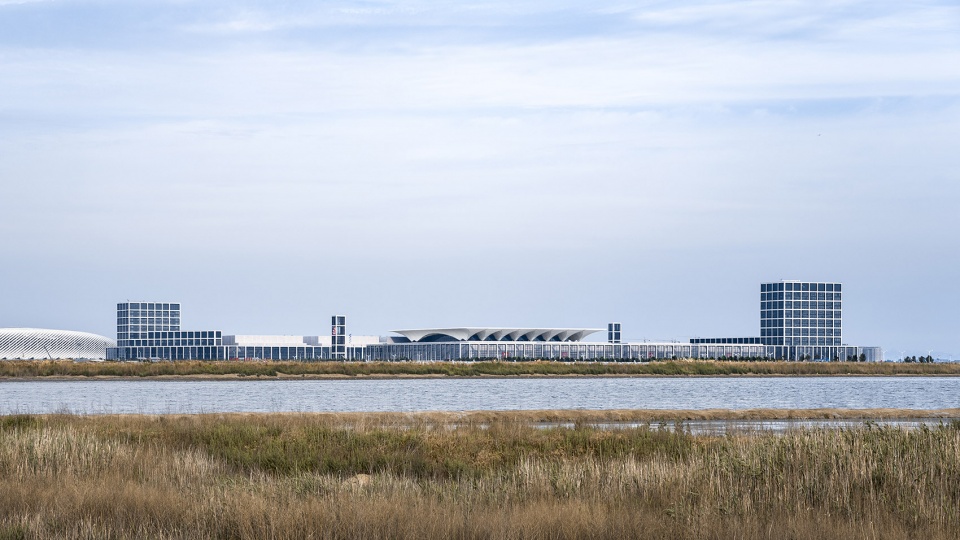 China Hongdao International Conference Exhibition Center by gmp