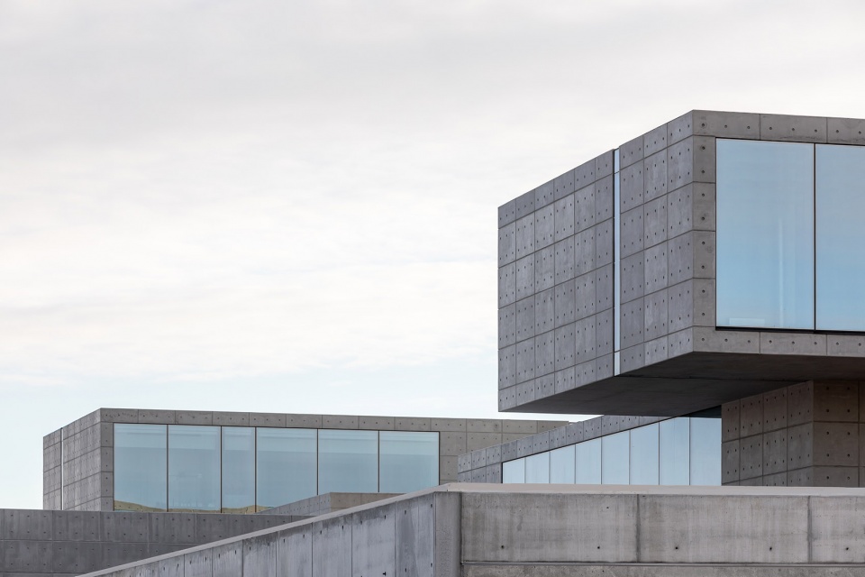 futago by sergey makhno architects
