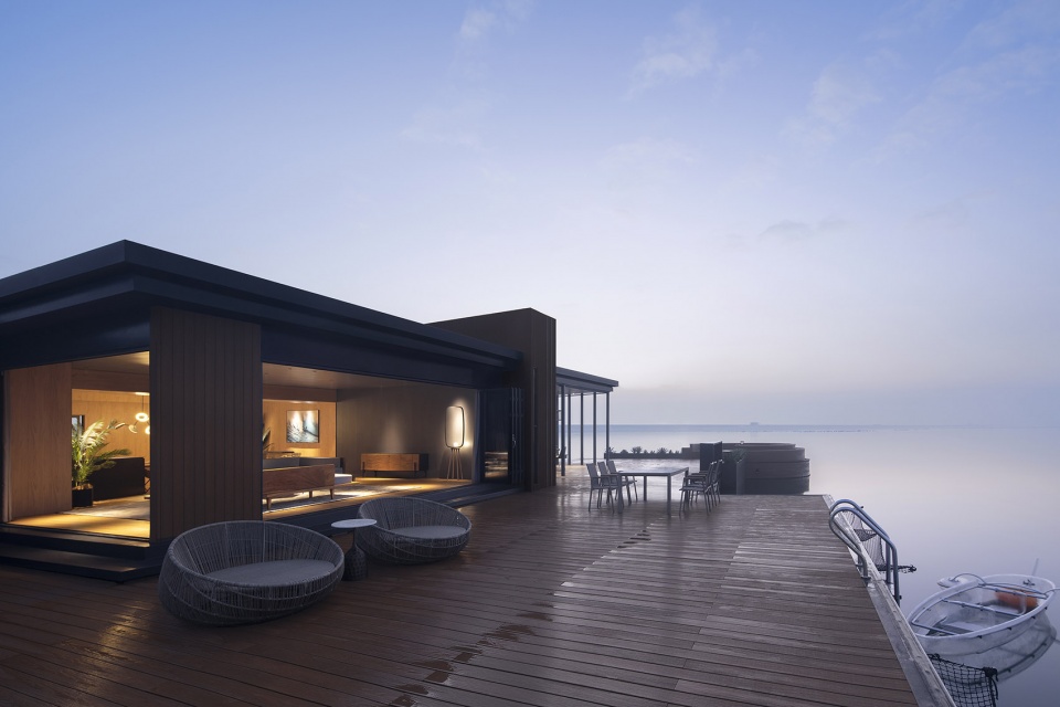 hi sea floating hotel china by balance design