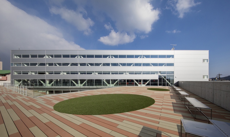 librio yukuhashi libaray by mikami architects