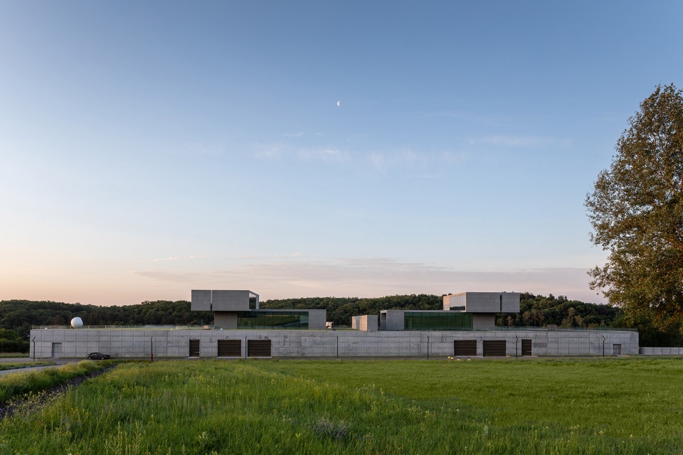 futago by sergey makhno architects