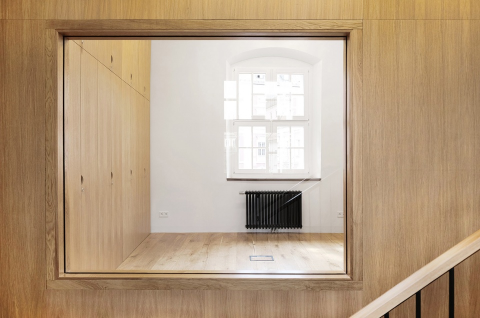 revitalization of the poznan city halls area by atelier starzak strebicki