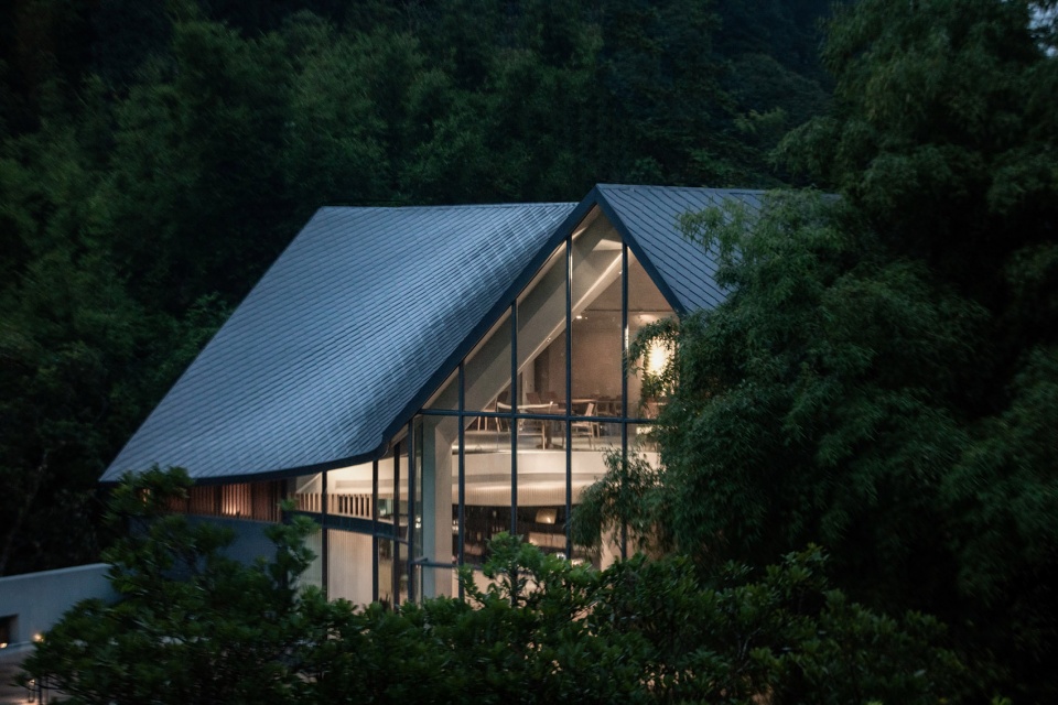 Nankun Secret Art Restaurant China by Wildurban Architects