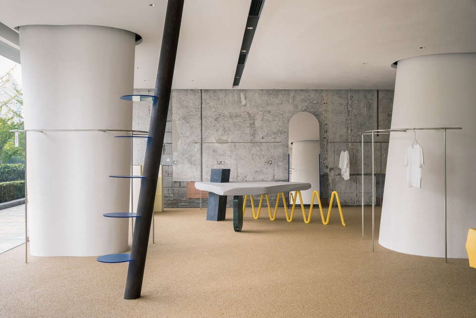 DSC select store Say Architects
