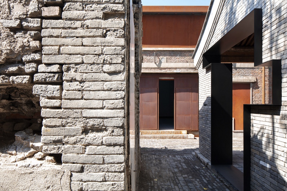 Time Shard Chinese Opera Base in the Qingyun Hutong Origin Architect