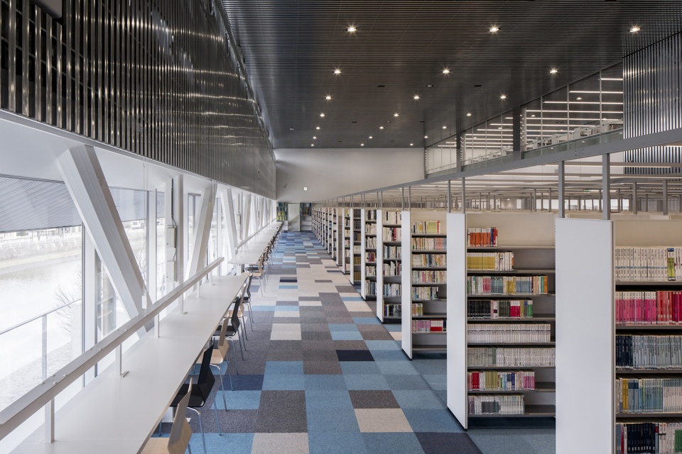 librio yukuhashi libaray by mikami architects