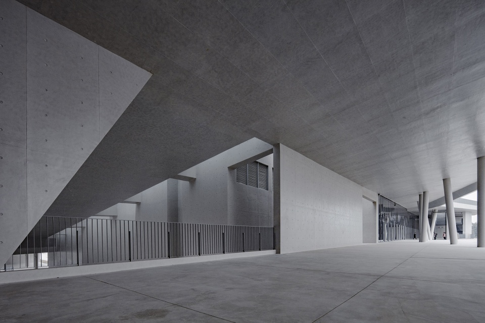 gymnasium in zhuhai campus sun yat sen university china by biadsc