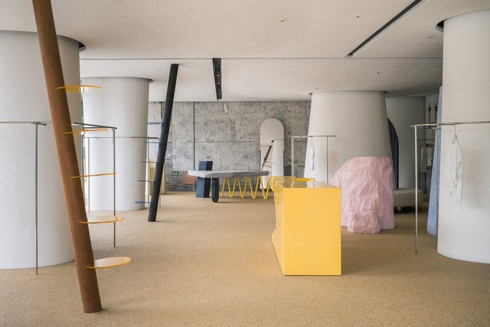 DSC select store Say Architects