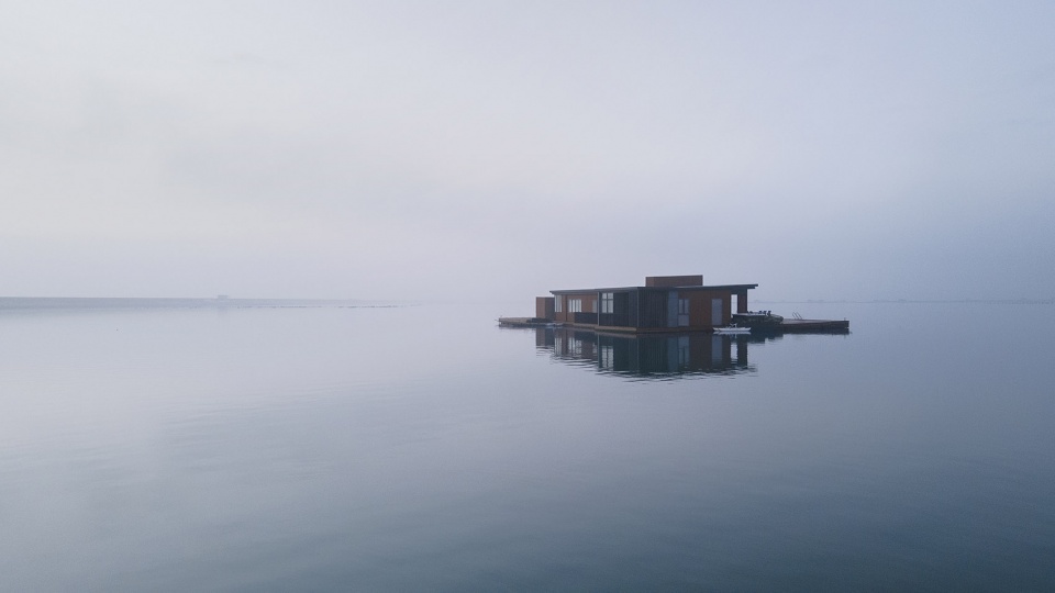 hi sea floating hotel china by balance design