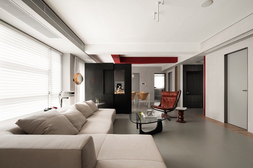 Apartment with free plan and fluent space DNA Architects