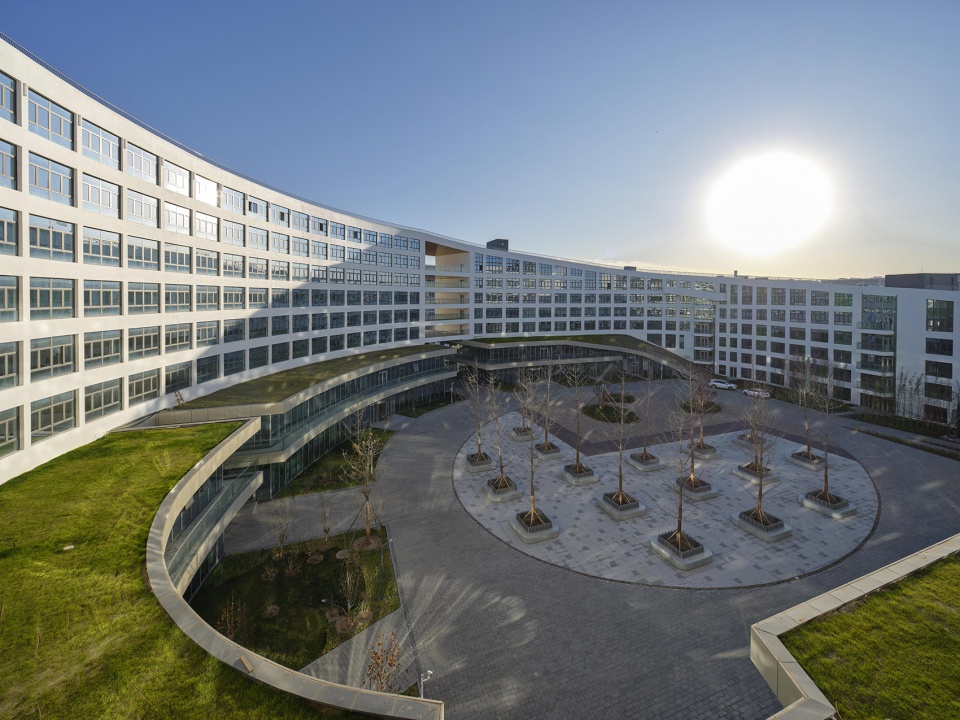 Beijing Daxing International Airport Living Service Facilities Projec CEEDI