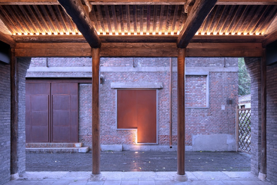 Time Shard Chinese Opera Base in the Qingyun Hutong Origin Architect