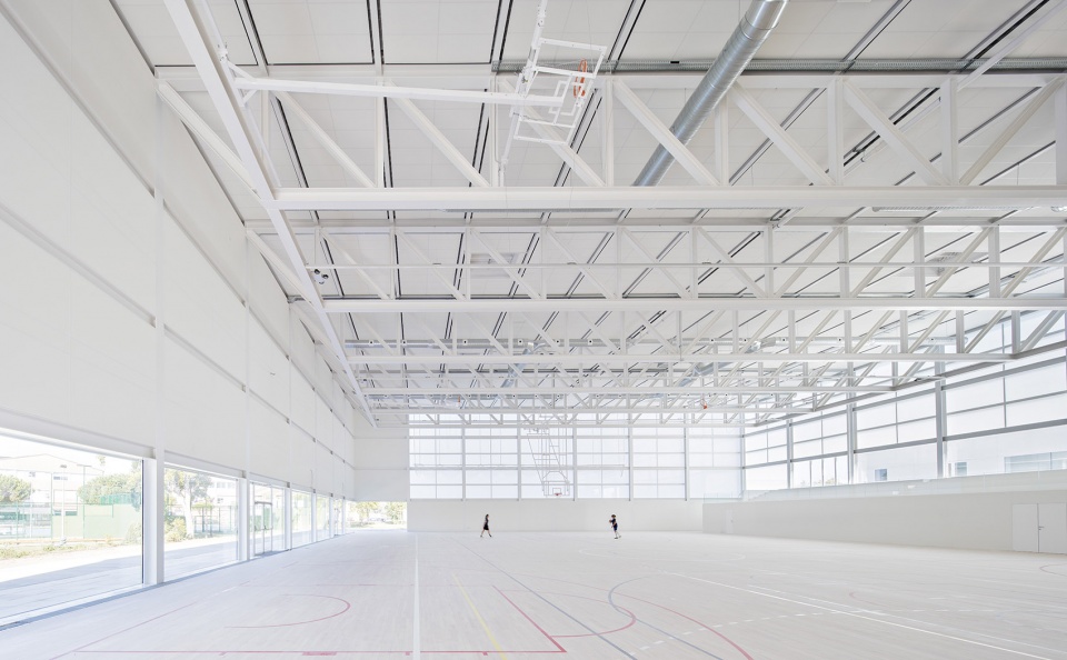 Multi Sport Pavilion And Classroom Complex Alberto Campo Baeza