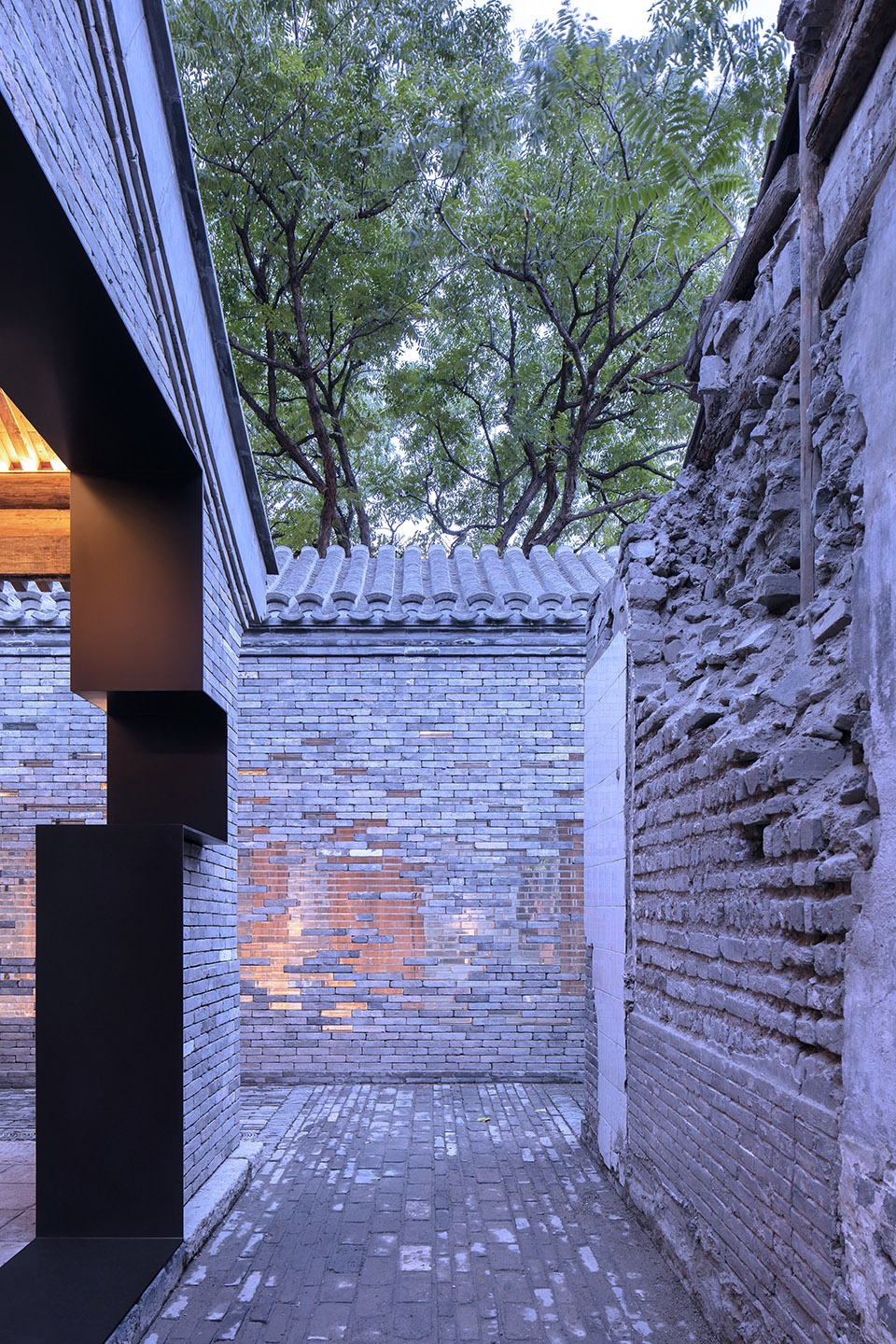 Time Shard Chinese Opera Base in the Qingyun Hutong Origin Architect