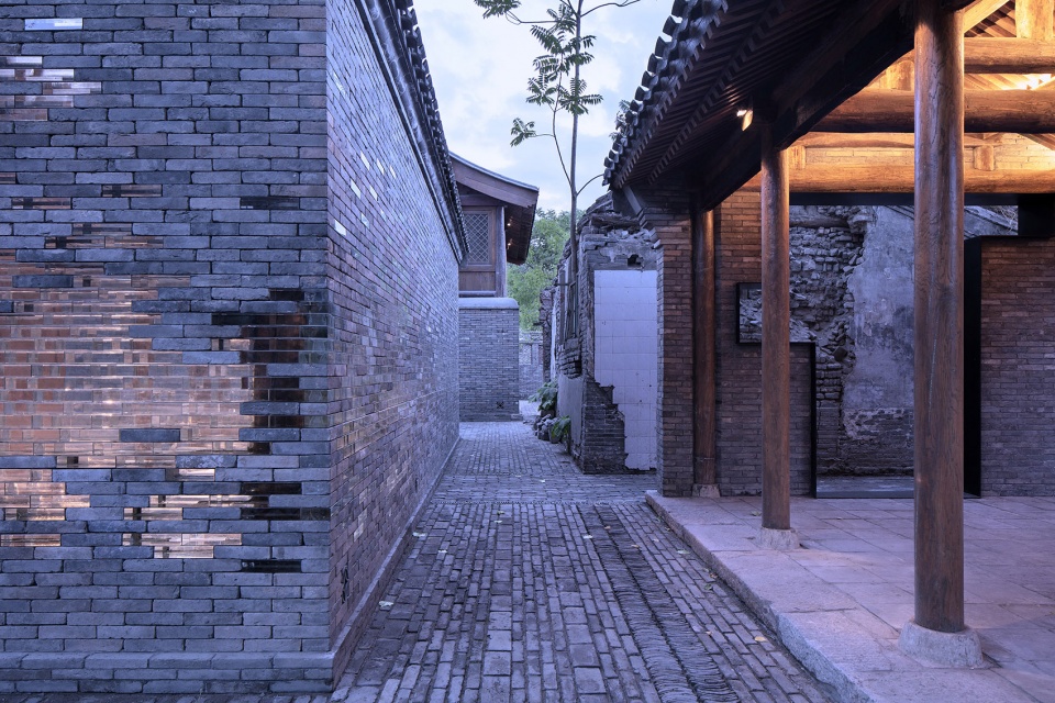 Time Shard Chinese Opera Base in the Qingyun Hutong Origin Architect